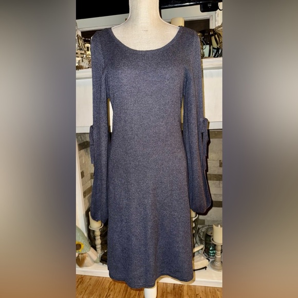 American Eagle Outfitters split sleeve dress. Solid Gray Size L. NWT - Picture 1 of 12